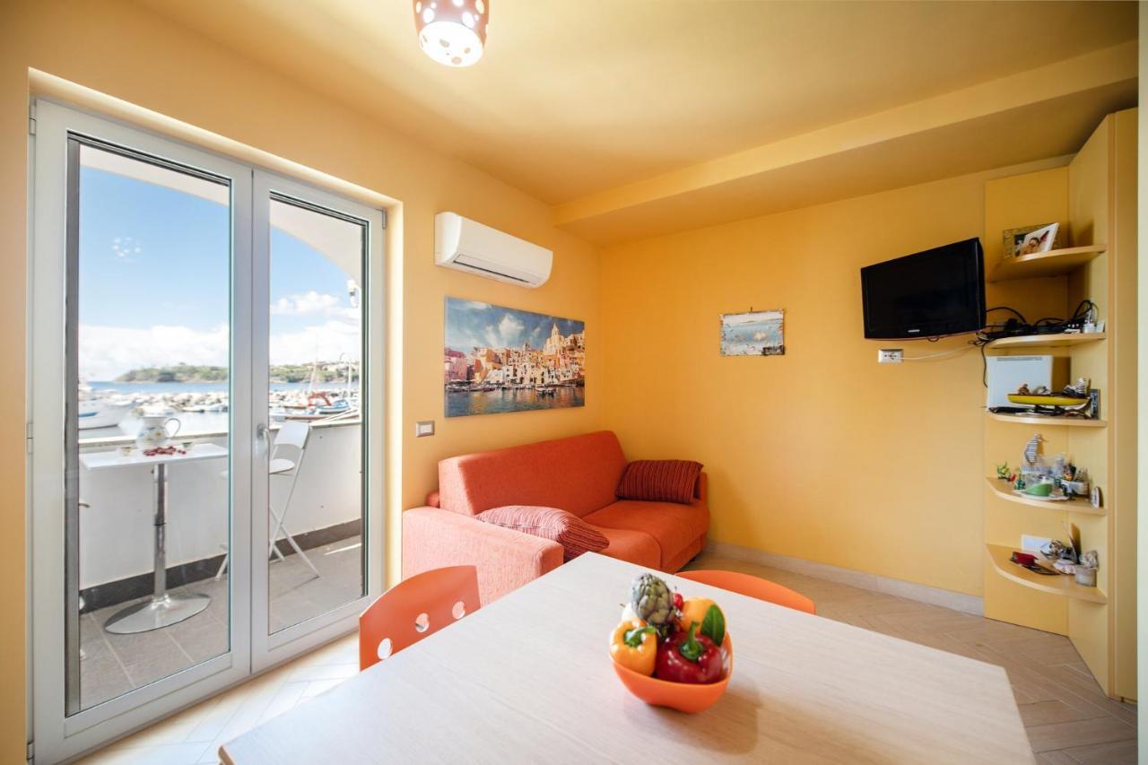 Willa Casa Cinzia In Marina Di Corricella Procida Zewnętrze zdjęcie