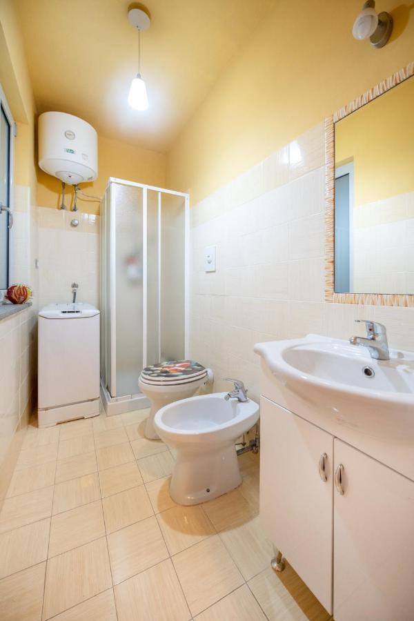 Willa Casa Cinzia In Marina Di Corricella Procida Zewnętrze zdjęcie