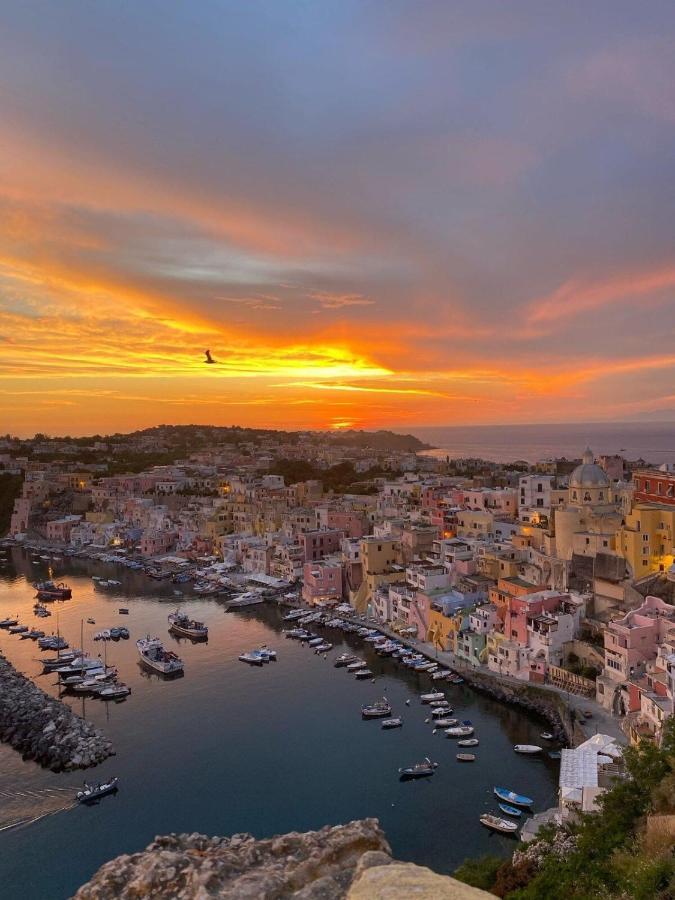 Willa Casa Cinzia In Marina Di Corricella Procida Zewnętrze zdjęcie